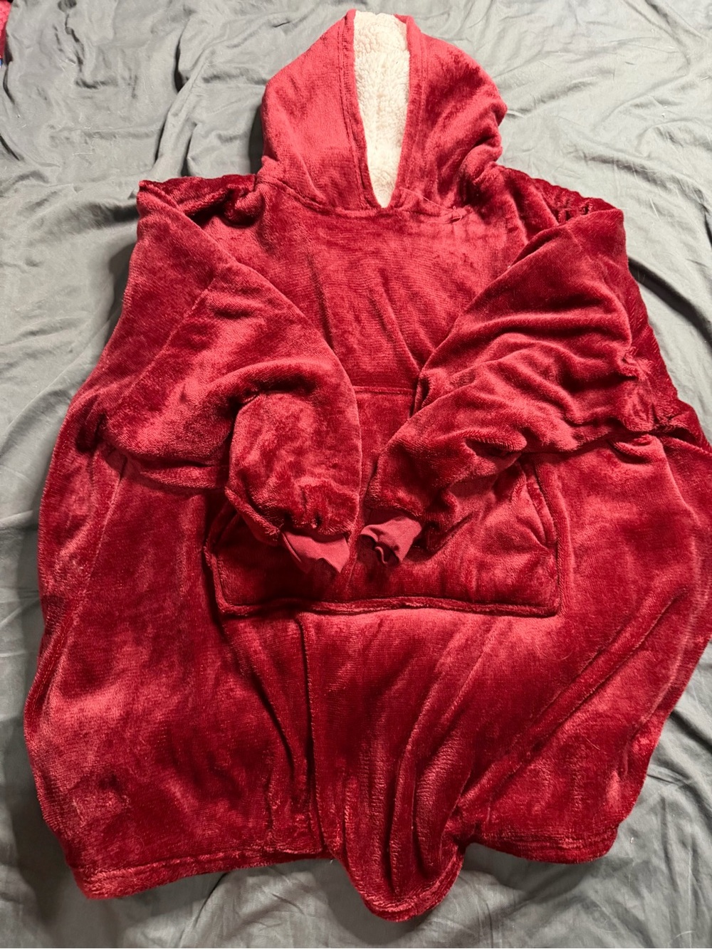 Oversized Plush Hooded Blanket - Deep Red